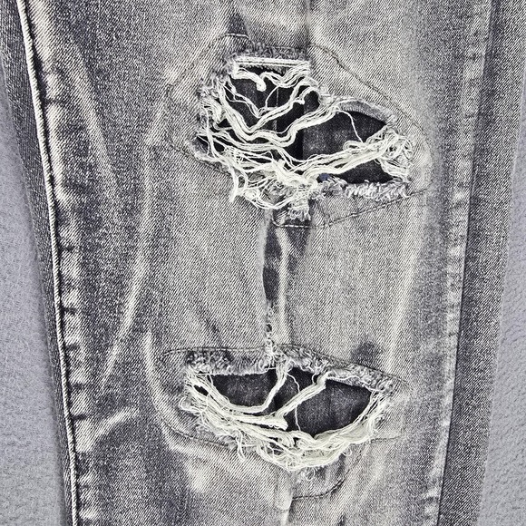 Encrypted Jeans Mens 38x31 Gray Slim Tapered Distressed Stretch Denim Pants - Picture 3 of 13